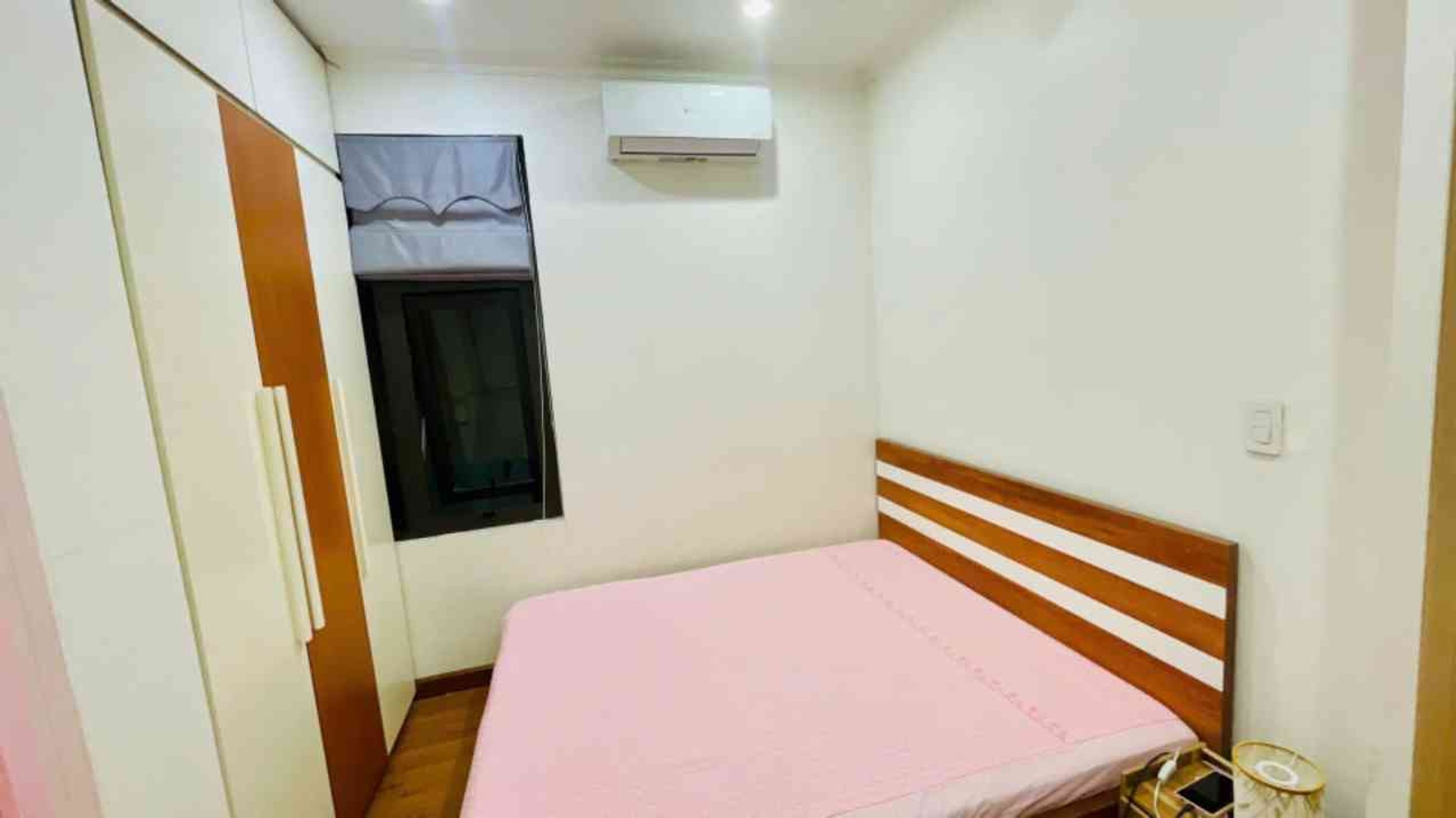 Bán nhà Lĩnh Nam - diện tích 95m2 10 tầng - Căn hộ 3 phòng ngủ đẹp - giá 8,5 tỷ