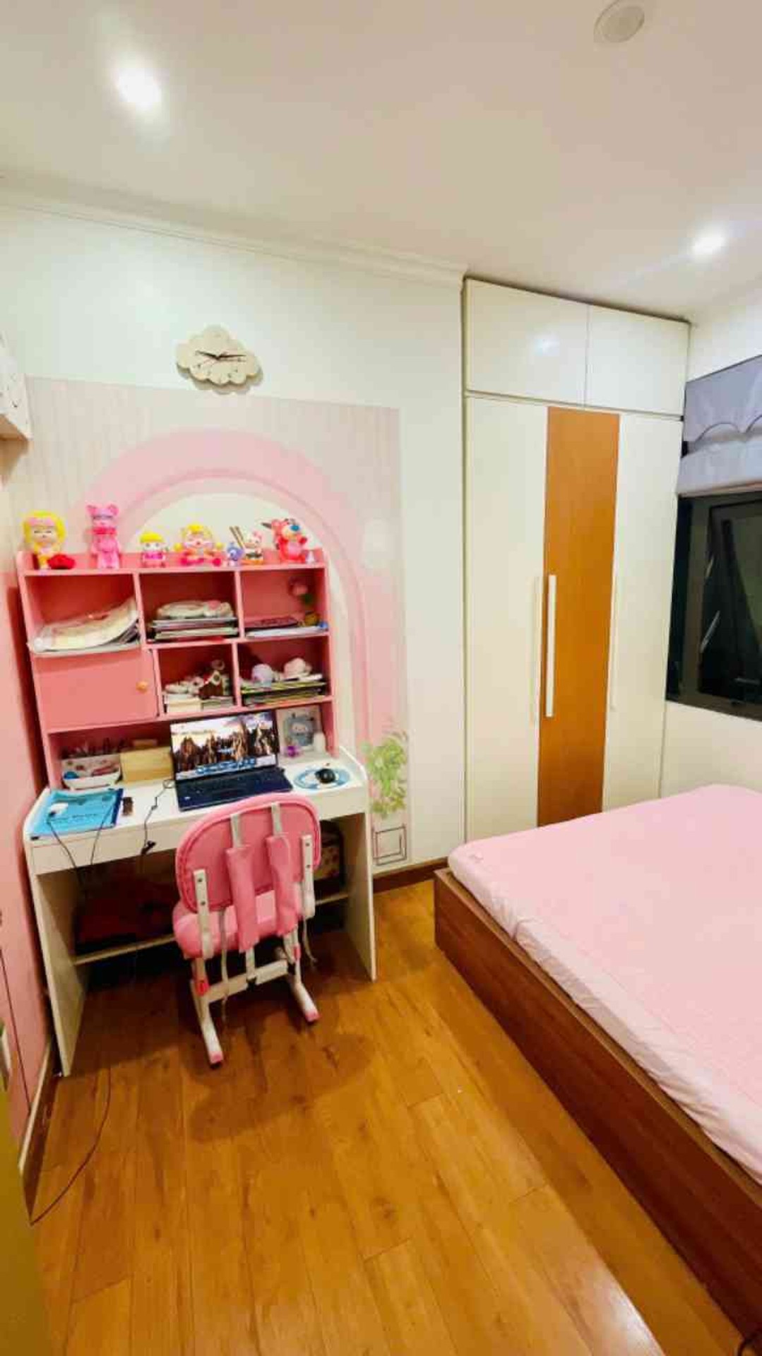 Bán nhà Lĩnh Nam - diện tích 95m2 10 tầng - Căn hộ 3 phòng ngủ đẹp - giá 8,5 tỷ