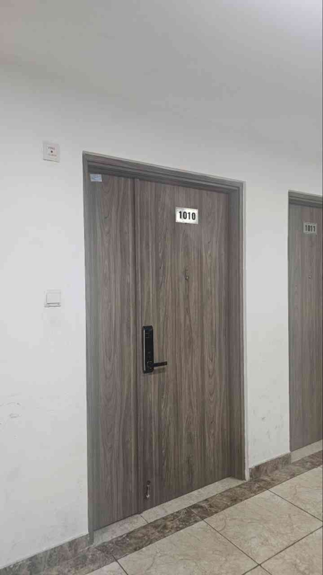 Bán nhà Lĩnh Nam - diện tích 95m2 10 tầng - Căn hộ 3 phòng ngủ đẹp - giá 8,5 tỷ