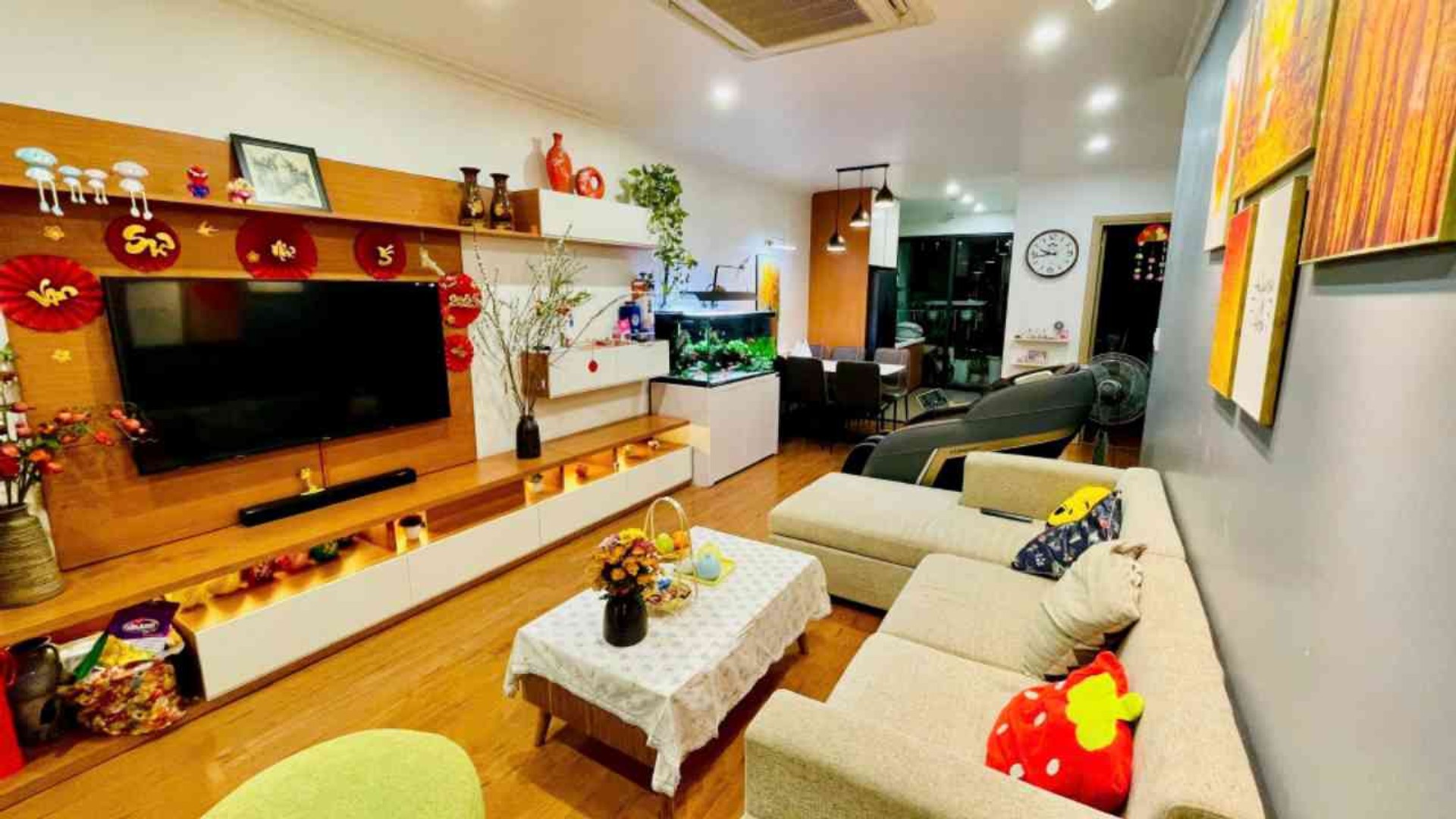 Bán nhà Lĩnh Nam - diện tích 95m2 10 tầng - Căn hộ 3 phòng ngủ đẹp - giá 8,5 tỷ