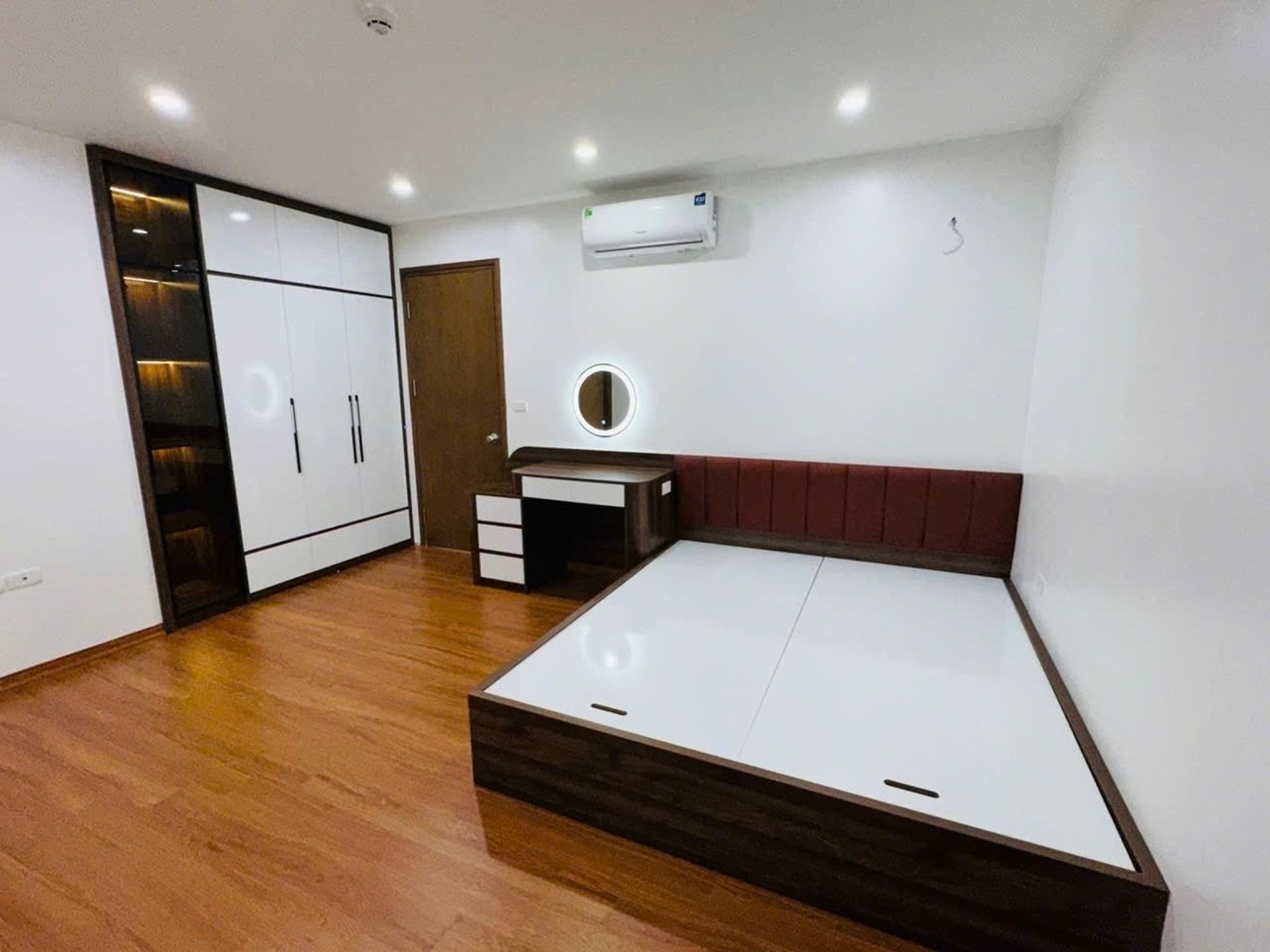 Bán nhà Trần Hòa - diện tích 120m2 1 tầng - Chung cư mới, chủ còn chưa ở - giá 8,3 tỷ