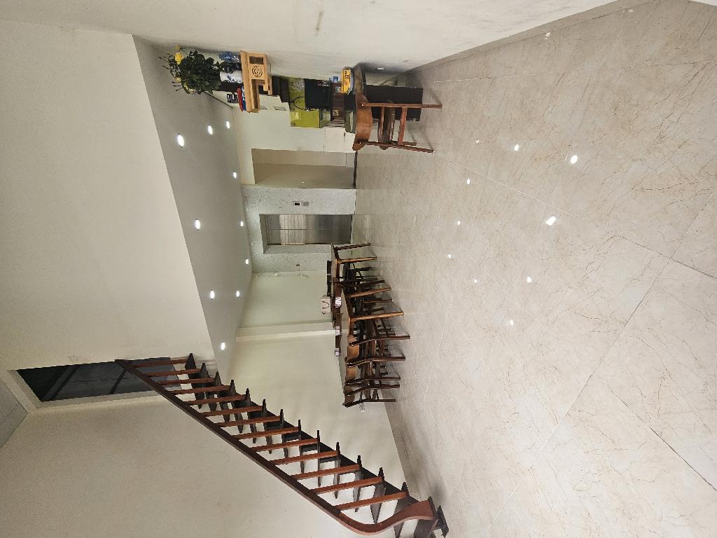 Bán nhà Trương Định - diện tích 72m2 6 tầng - Nhà đẹp, thang máy - giá 13,6 tỷ