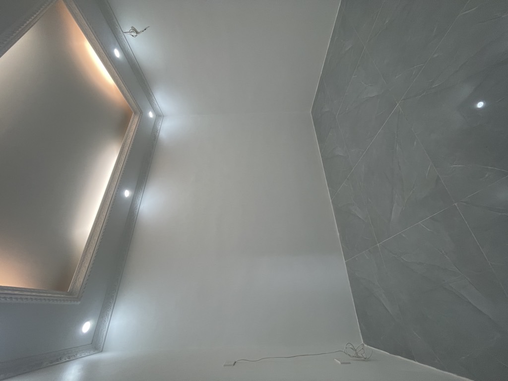 Bán nhà Vĩnh Hoàng - diện tích 42m2 2 tầng - Nhà mới 2 tầng về ở luôn - giá 2,38 tỷ