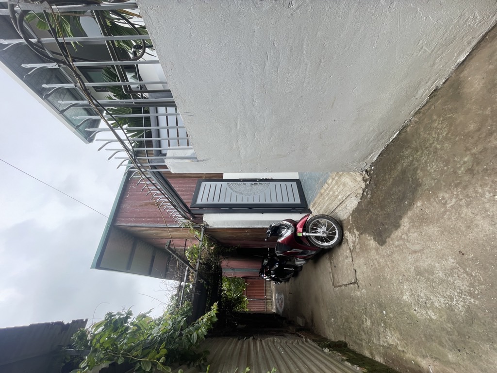 Bán nhà Vĩnh Hoàng - diện tích 42m2 2 tầng - Nhà mới 2 tầng về ở luôn - giá 2,38 tỷ