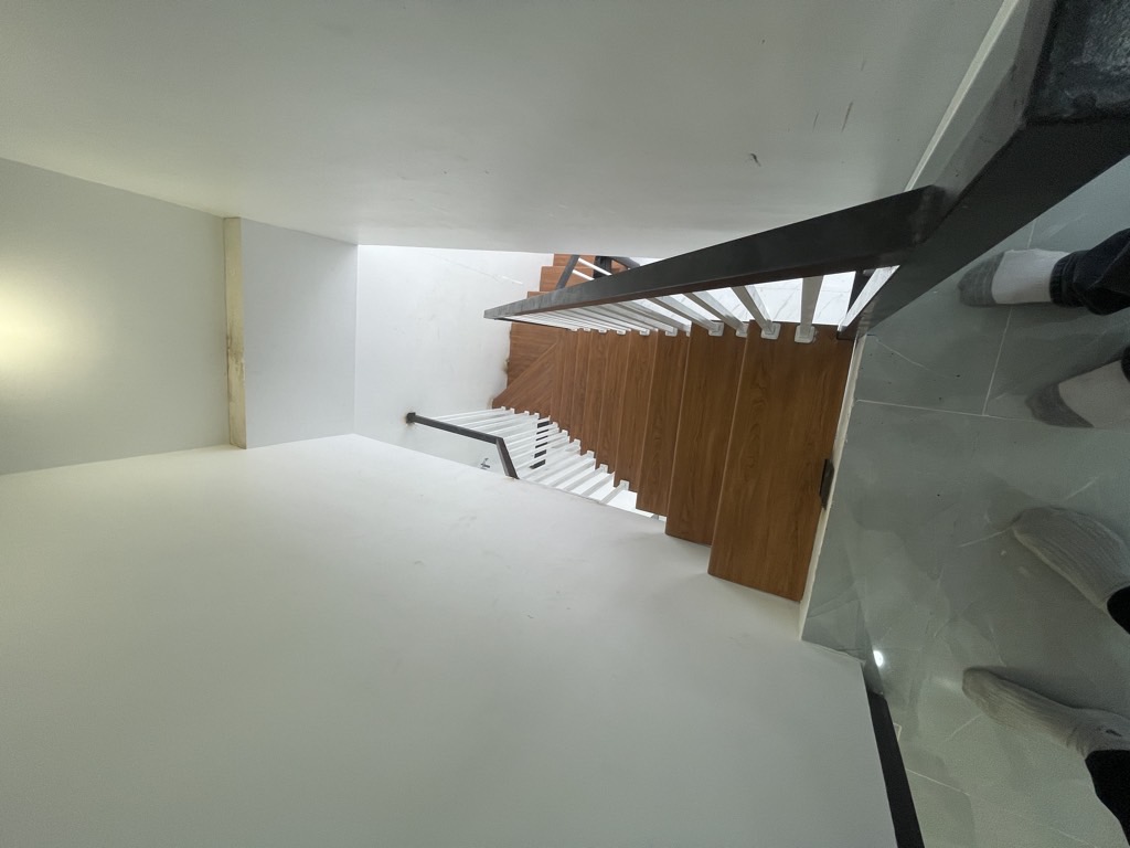Bán nhà Vĩnh Hoàng - diện tích 42m2 2 tầng - Nhà mới 2 tầng về ở luôn - giá 2,38 tỷ