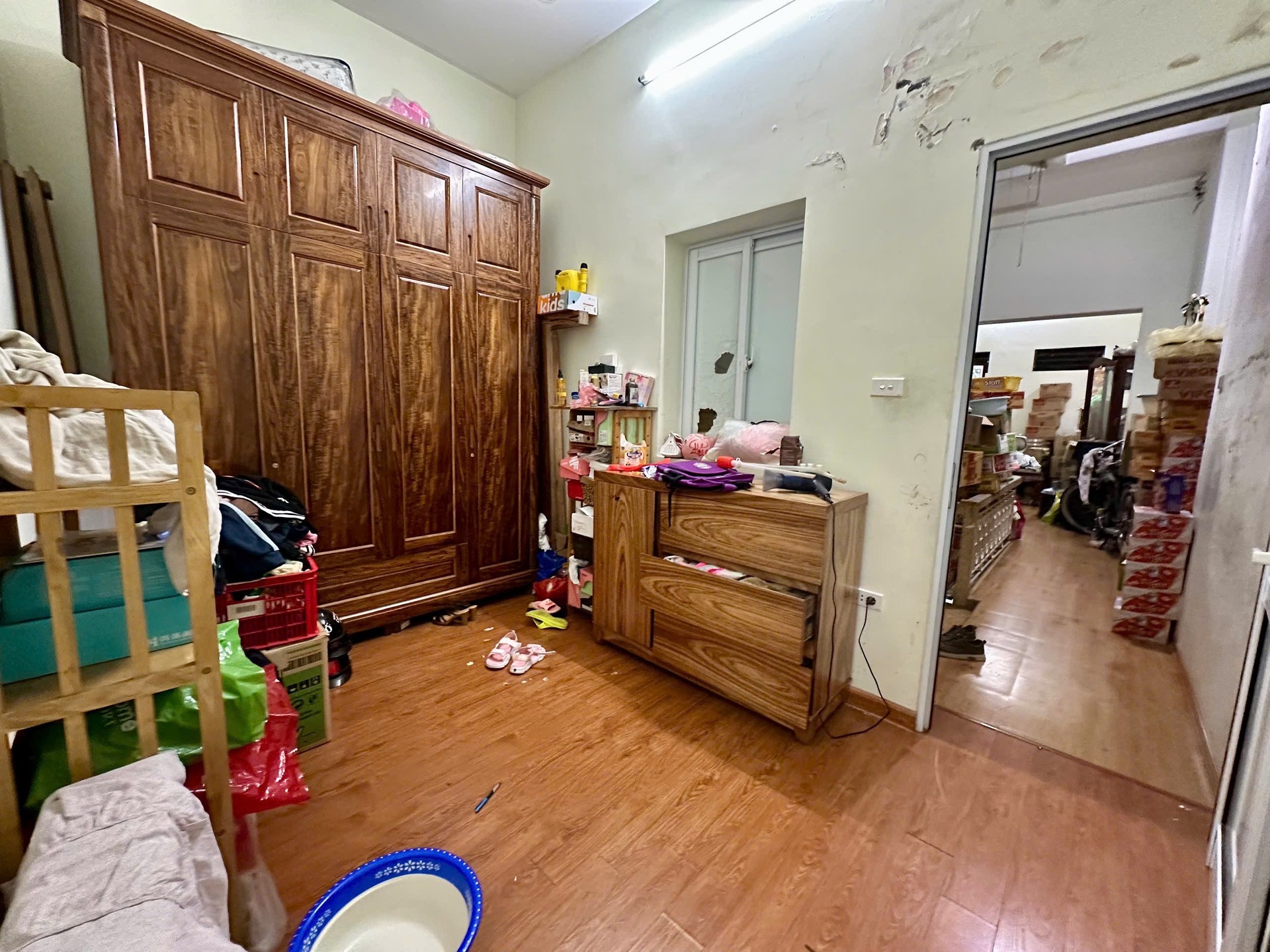 Bán nhà Yên Lạc - diện tích 83m2 4 tầng - Ô TÔ DỪNG ĐỖ NGÀY ĐÊM - giá 35 tỷ