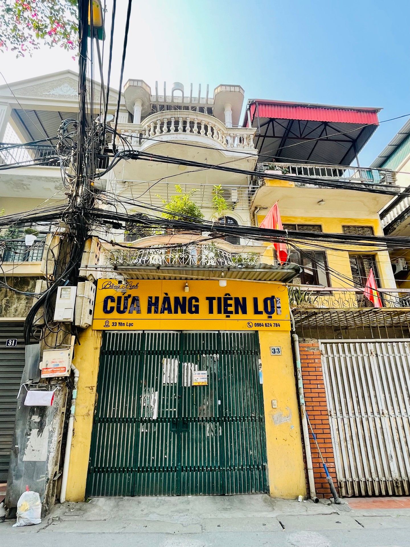 Bán nhà Yên Lạc - diện tích 83m2 4 tầng - Ô TÔ DỪNG ĐỖ NGÀY ĐÊM - giá 35 tỷ