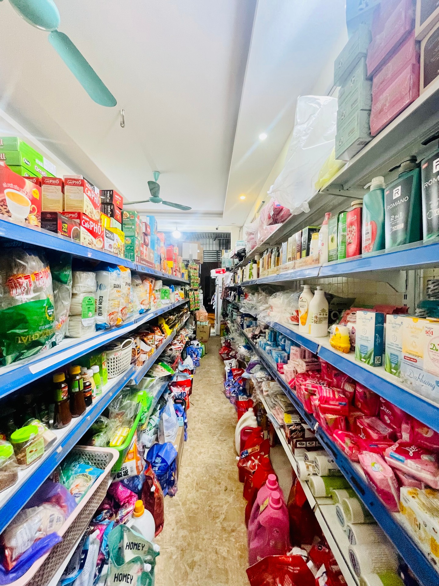 Bán nhà Yên Lạc - diện tích 83m2 4 tầng - Ô TÔ DỪNG ĐỖ NGÀY ĐÊM - giá 35 tỷ