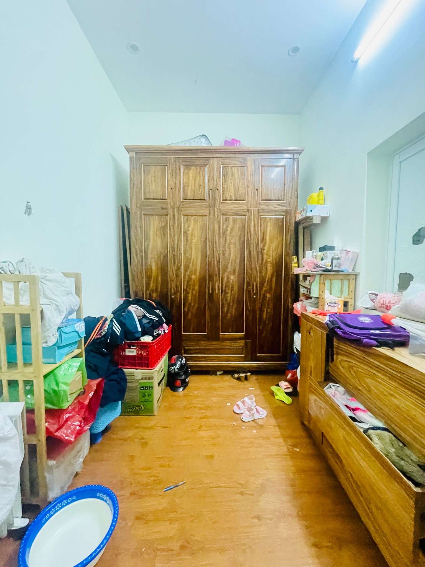 Bán nhà Yên Lạc - diện tích 83m2 4 tầng - Ô TÔ DỪNG ĐỖ NGÀY ĐÊM - giá 35 tỷ