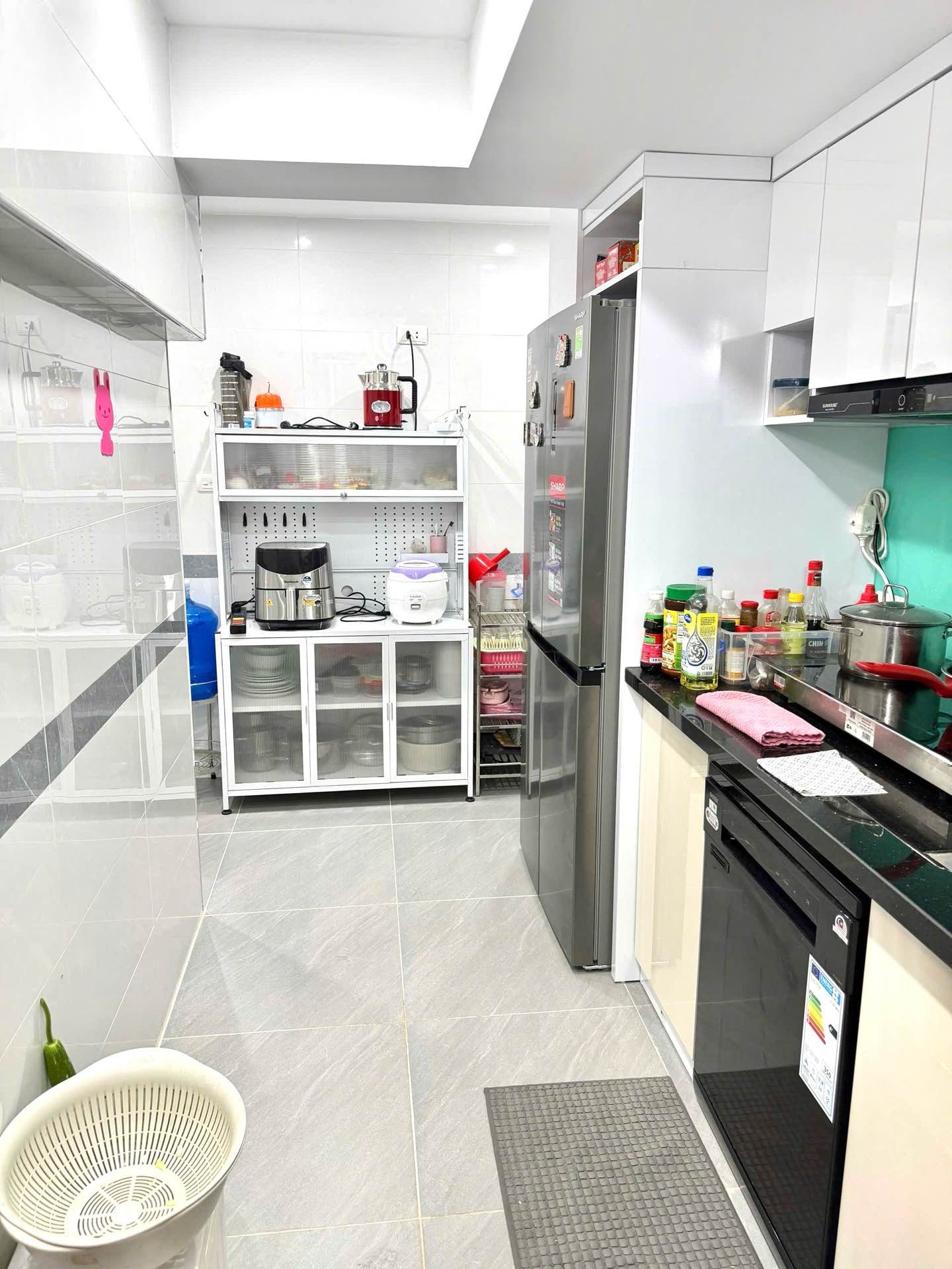 Bán nhà 8/3 - diện tích 75m2 1 tầng - SIÊU PHẨM PHỐ VIEW CÔNG VIÊN - giá 5,39 tỷ