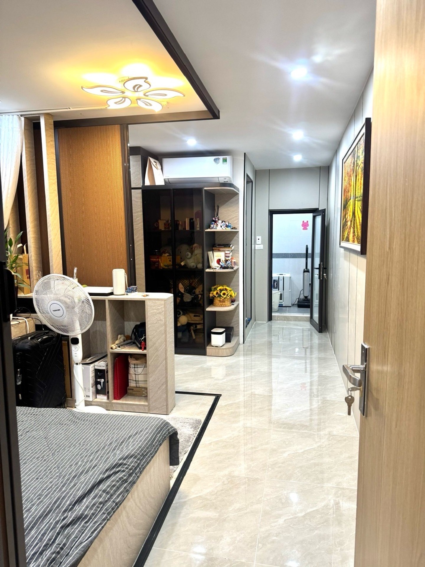 Bán nhà 8/3 - diện tích 75m2 1 tầng - SIÊU PHẨM PHỐ VIEW CÔNG VIÊN - giá 5,39 tỷ
