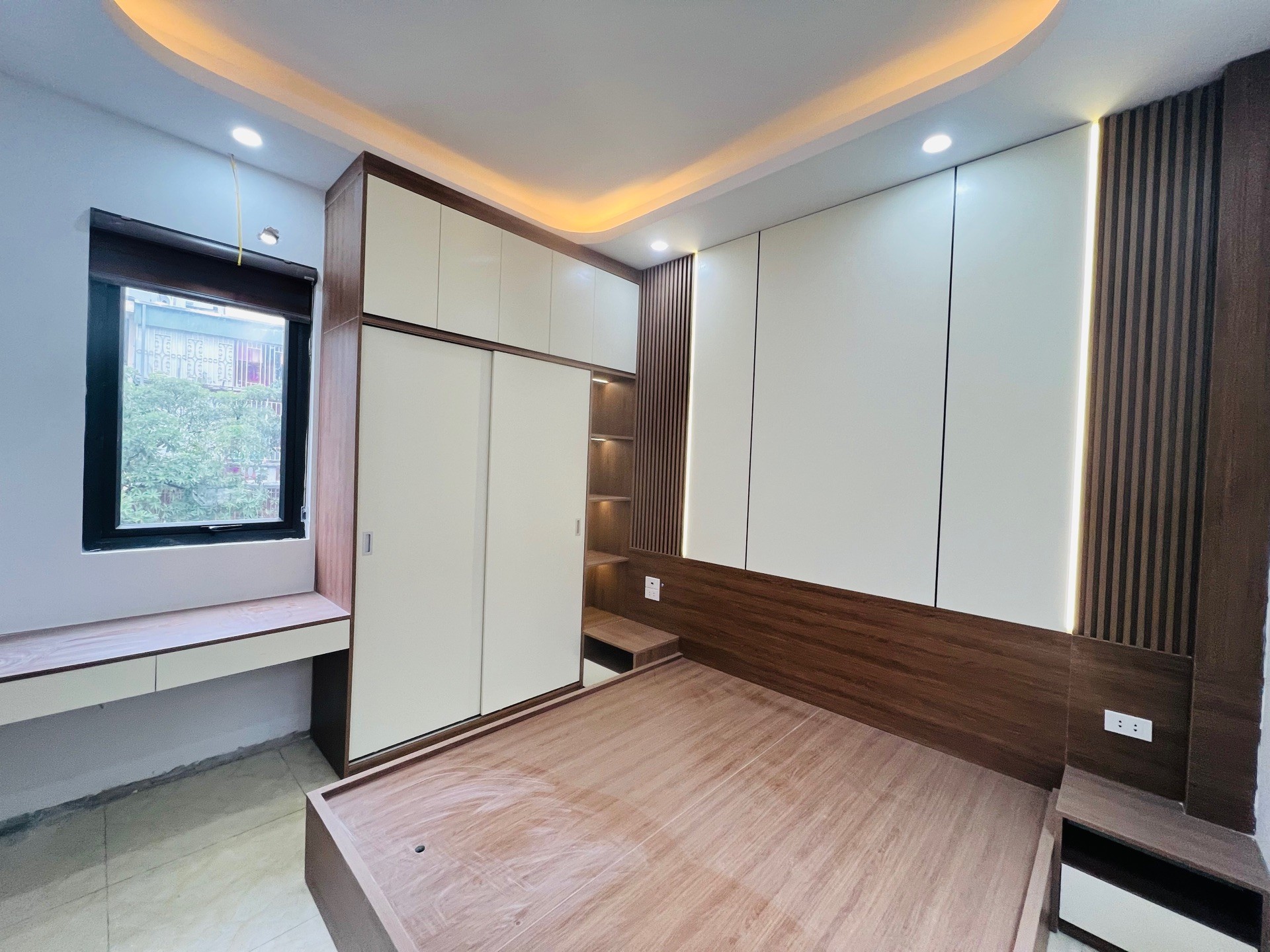 Bán nhà Kim Giang - diện tích 34m2 4 tầng - Lô góc thoáng sáng - giá 8,6 tỷ