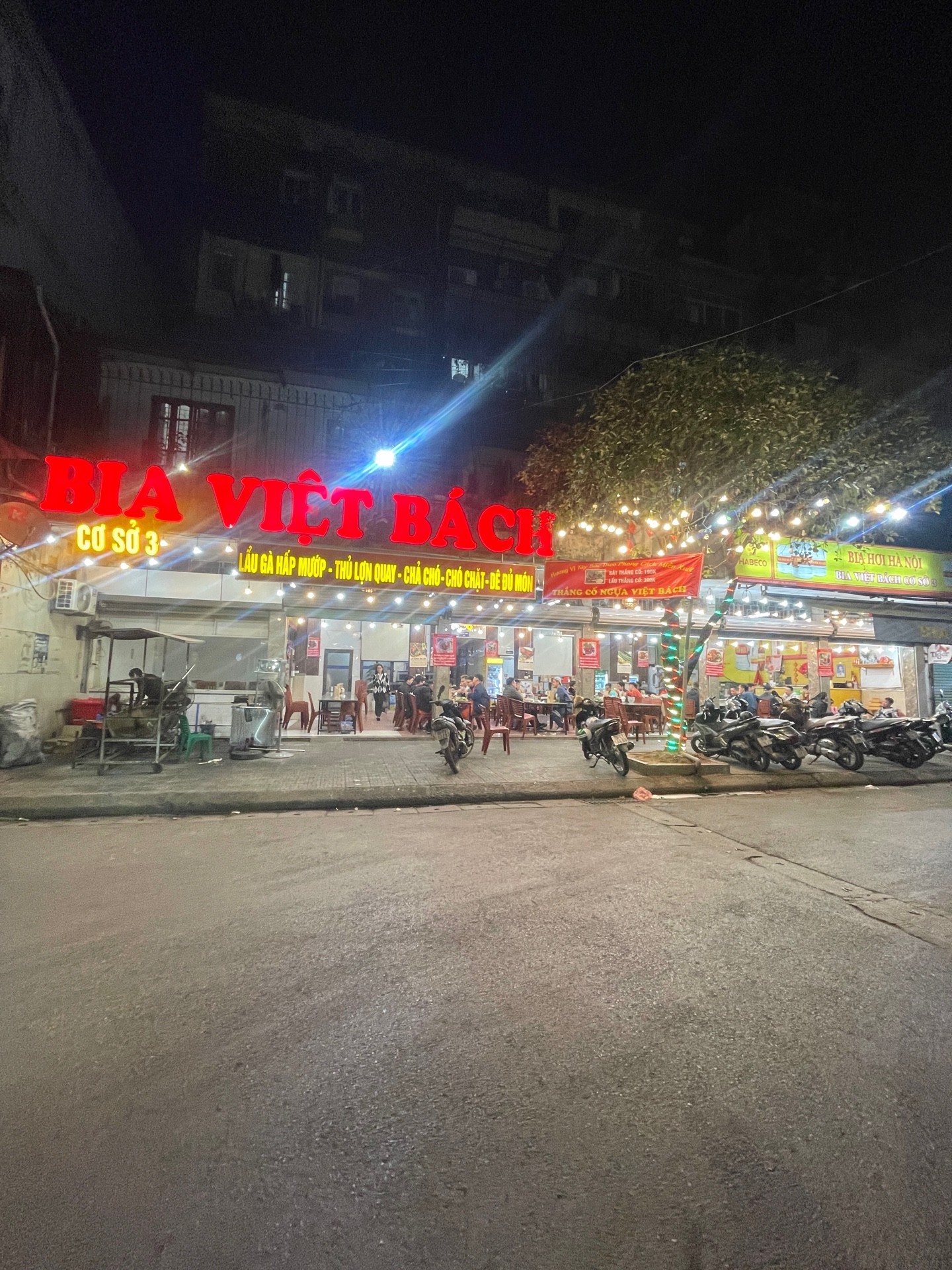 Bán nhà Tạ Quang Bửu - diện tích 240m2 2 tầng - Ô TÔ TRÁNH - giá 39 tỷ