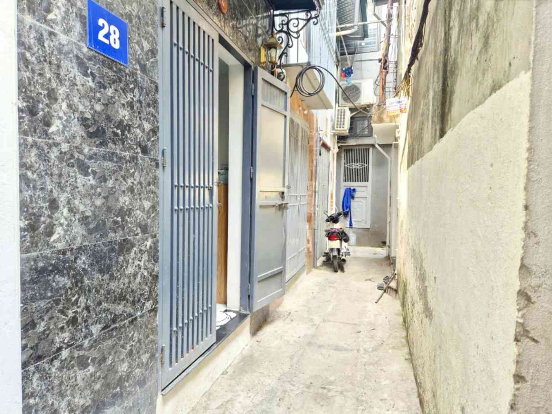 Bán nhà Định Công Thượng - diện tích 23m2 2 tầng - Nhà Đẹp ở Ngay - giá 1,7 tỷ