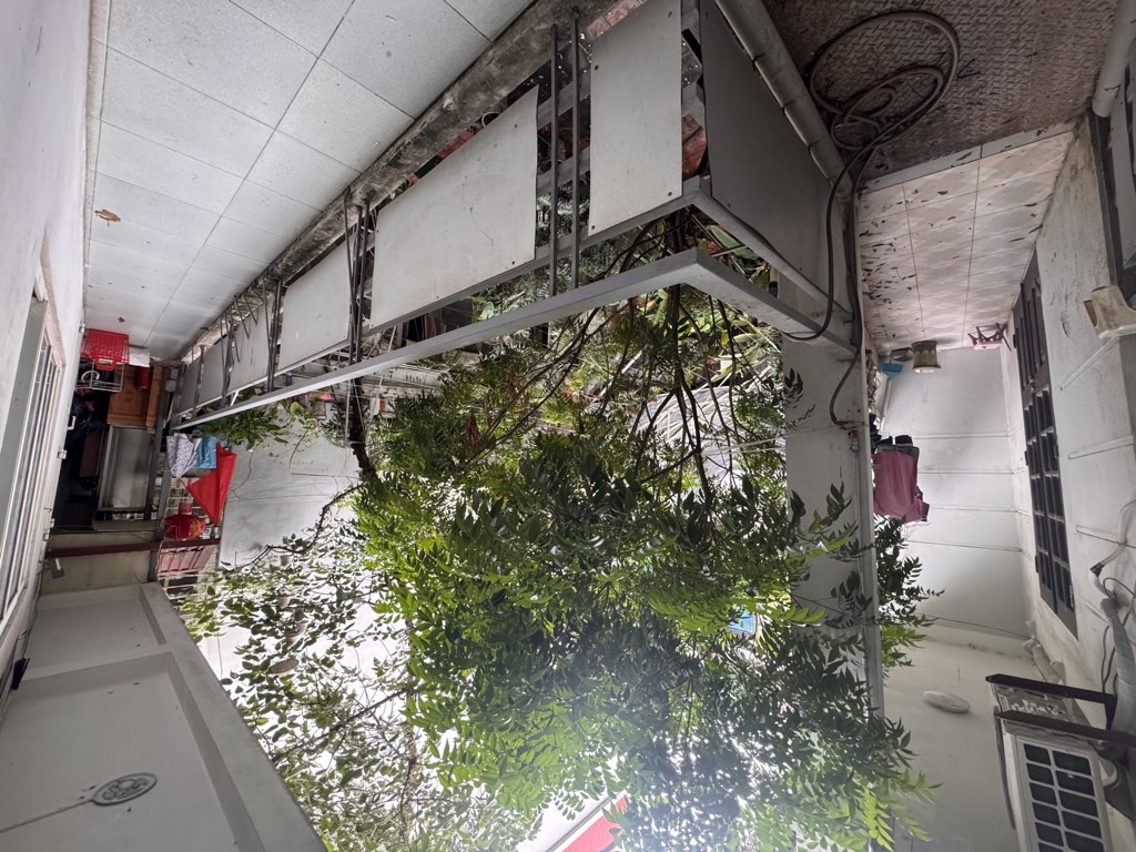 Bán nhà Đê Trần Khát Chân - diện tích 183m2 3 tầng - Nhà đẹp hiếm có - giá 25,8 tỷ