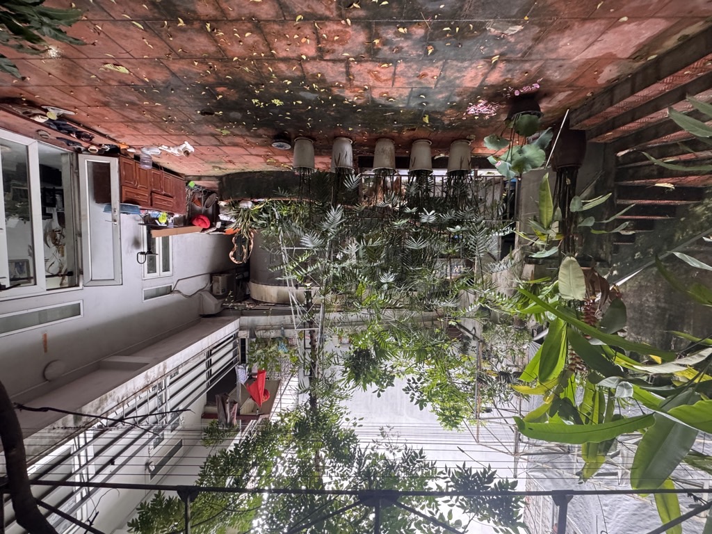 Bán nhà Đê Trần Khát Chân - diện tích 183m2 3 tầng - Nhà đẹp hiếm có - giá 25,8 tỷ