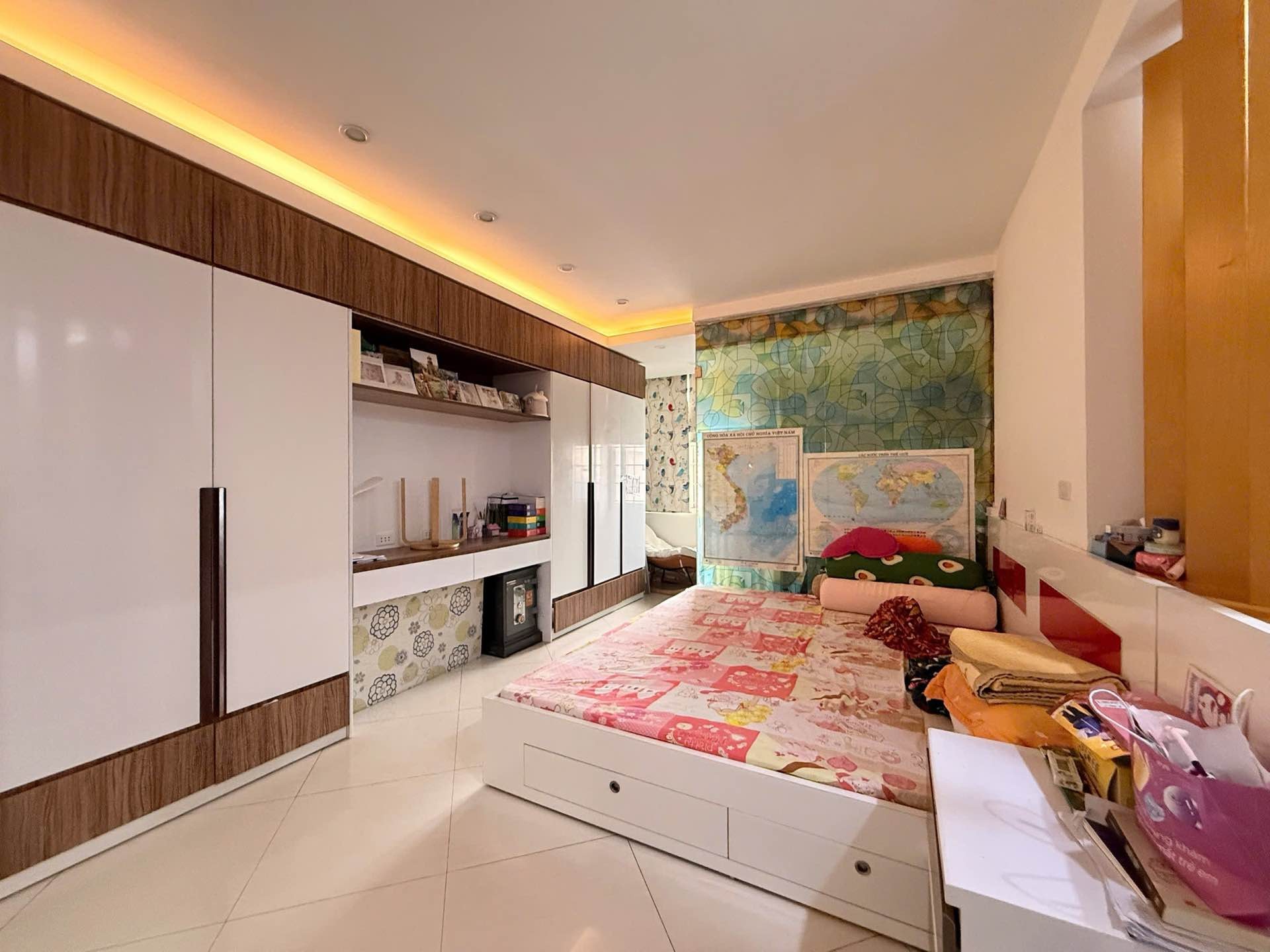 Bán nhà Nguyễn Đức Cảnh - diện tích 130m2 1 tầng - Lô góc - giá 8,8 tỷ