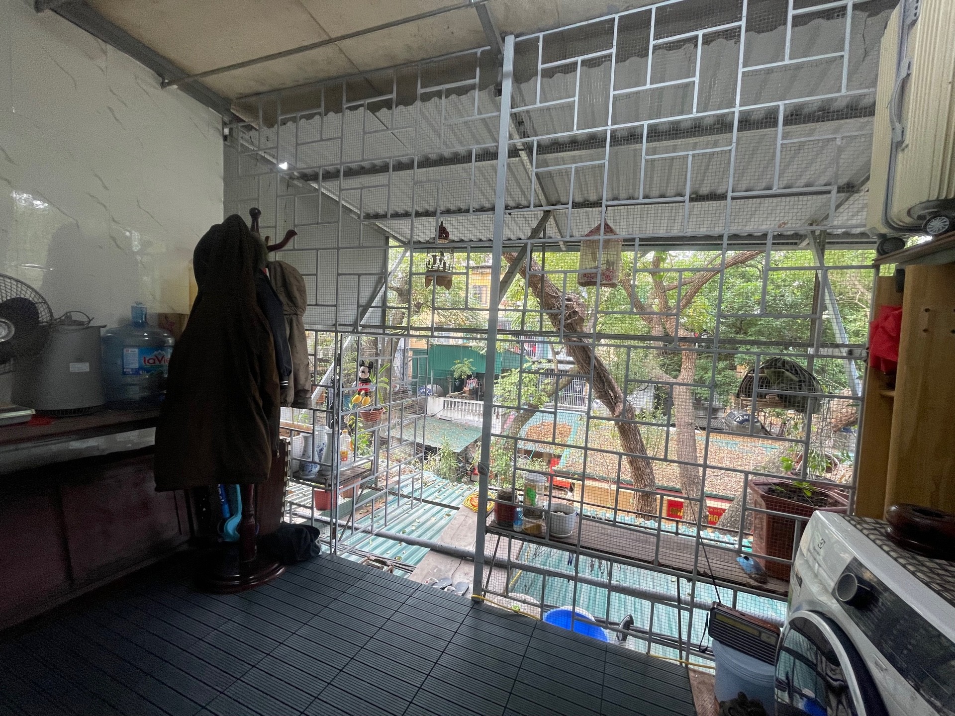 Bán nhà Nguyễn Công Trứ - diện tích 40m2 1 tầng - Ô tô con đỗ cửa - giá 4,5 tỷ