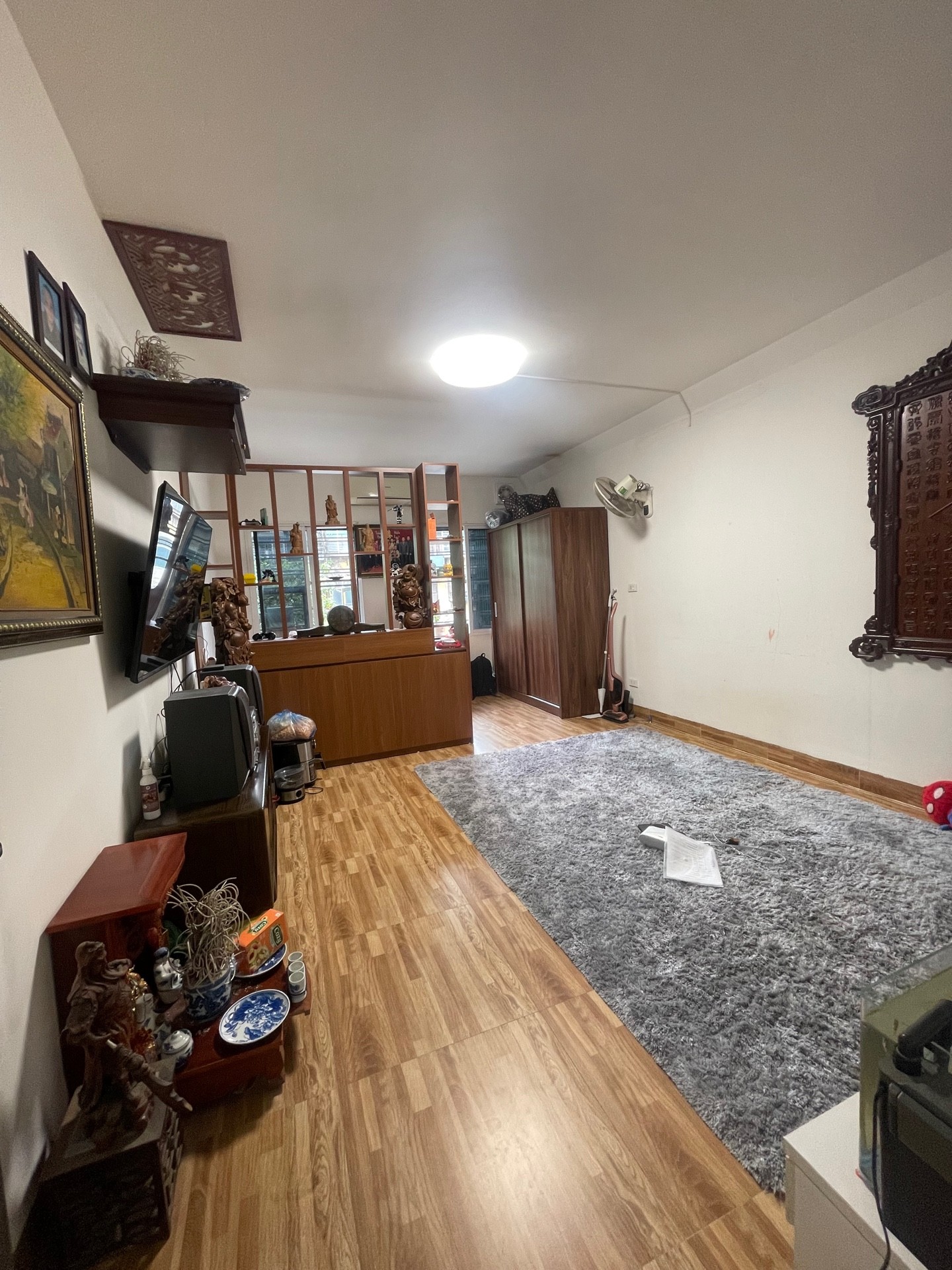 Bán nhà Nguyễn Công Trứ - diện tích 40m2 1 tầng - Ô tô con đỗ cửa - giá 4,5 tỷ