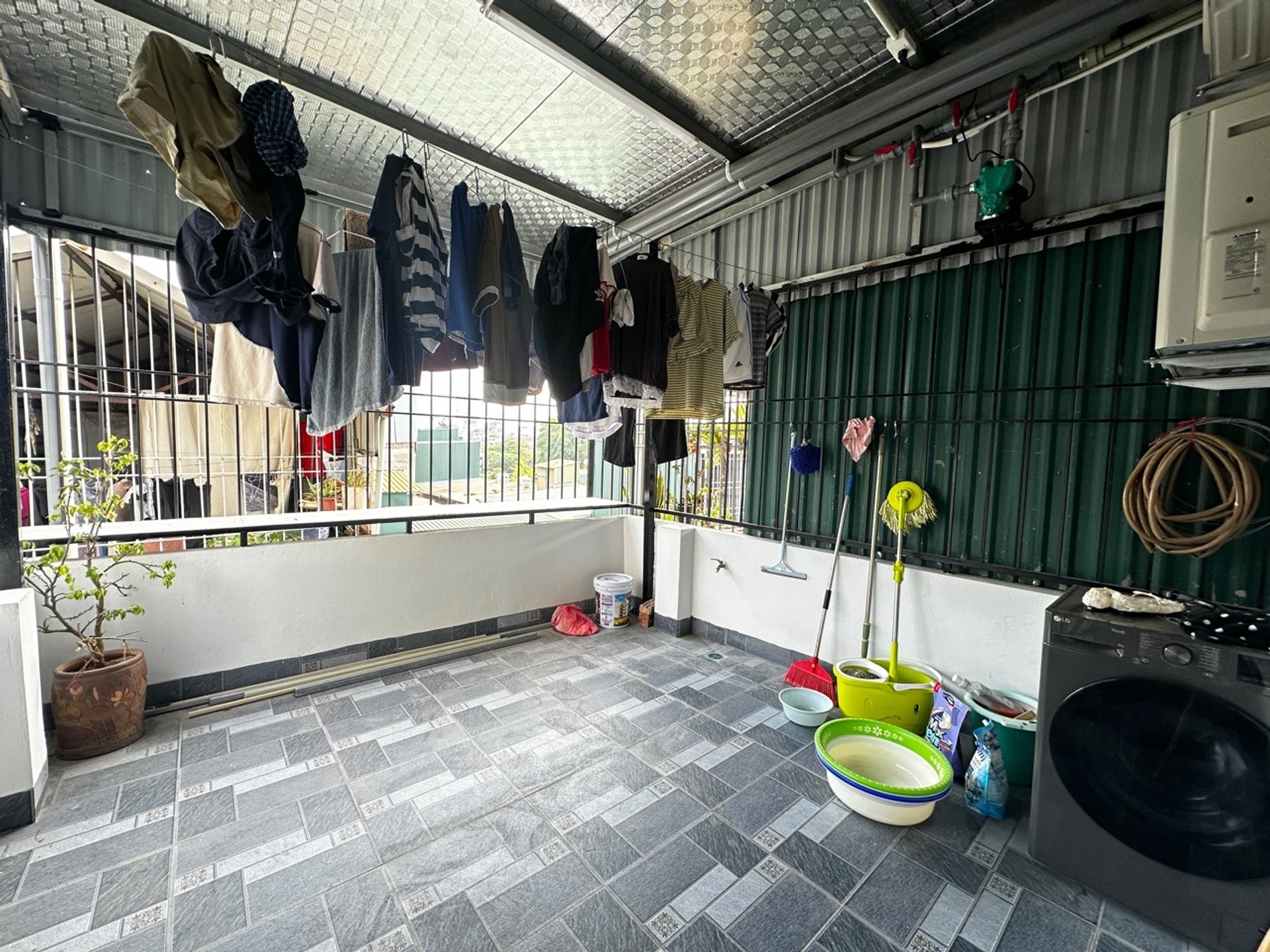 Bán nhà Định Công Hạ - diện tích 40m2 3 tầng - Ô TÔ ĐỖ CỬA - giá 3,4 tỷ