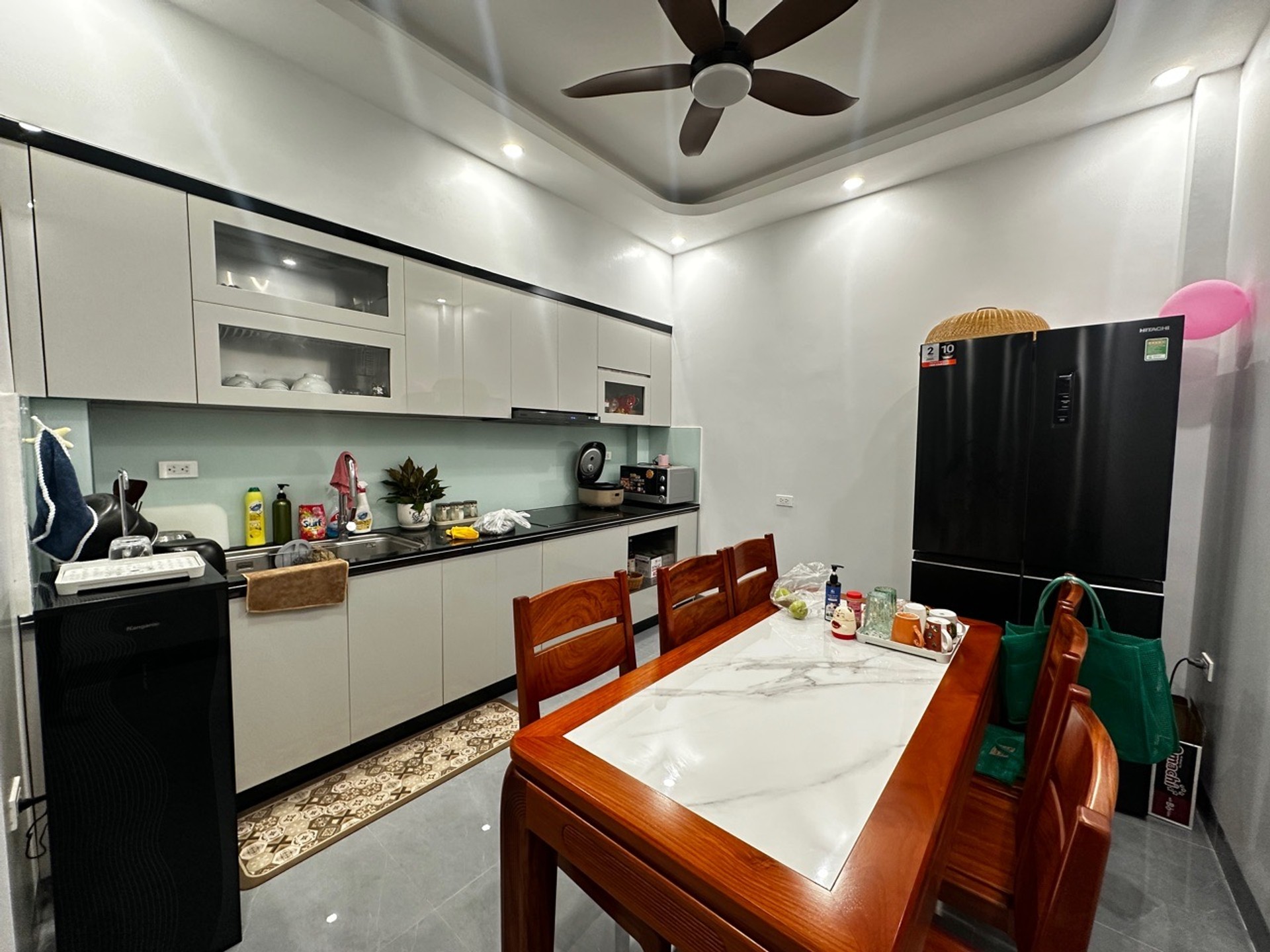 Bán nhà Định Công Hạ - diện tích 40m2 3 tầng - Ô TÔ ĐỖ CỬA - giá 3,4 tỷ
