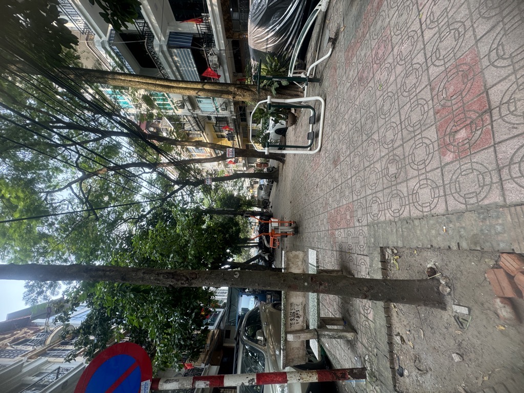 Bán nhà Hồng Hà - diện tích 63m2 1 tầng - Ô TÔ TRÁNH - giá 25 tỷ