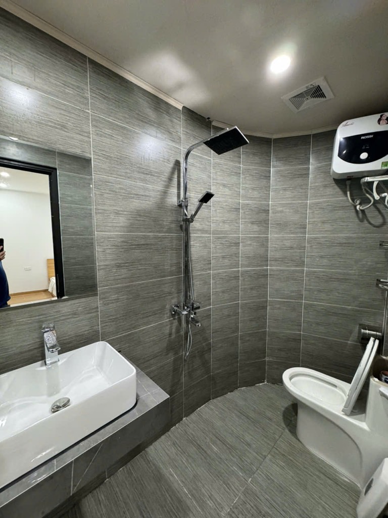 Bán nhà Hai Bà Trưng - diện tích 67m2 5 tầng - Lô góc, thang máy - giá 15 tỷ