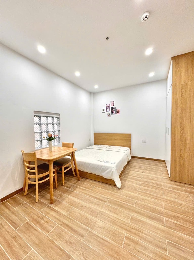 Bán nhà Hai Bà Trưng - diện tích 67m2 5 tầng - Lô góc, thang máy - giá 15 tỷ