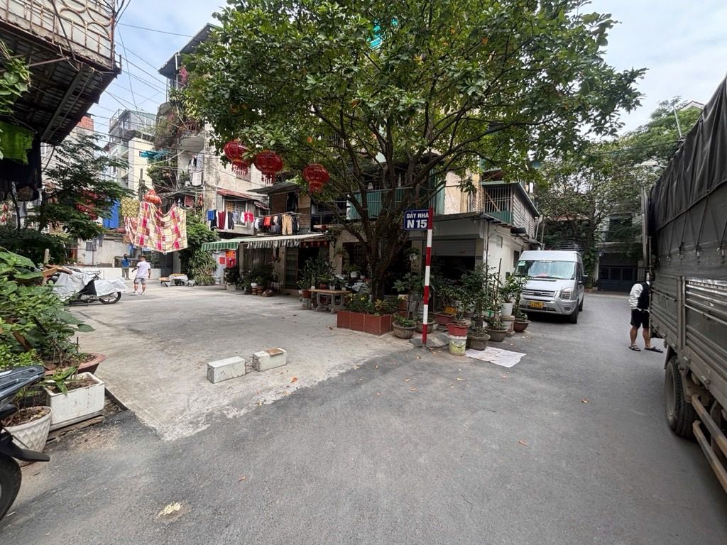 Bán nhà Nguyễn Khoái - diện tích 75m2 1 tầng - Ô tô tránh chạy vòng quanh - giá 4,75 tỷ
