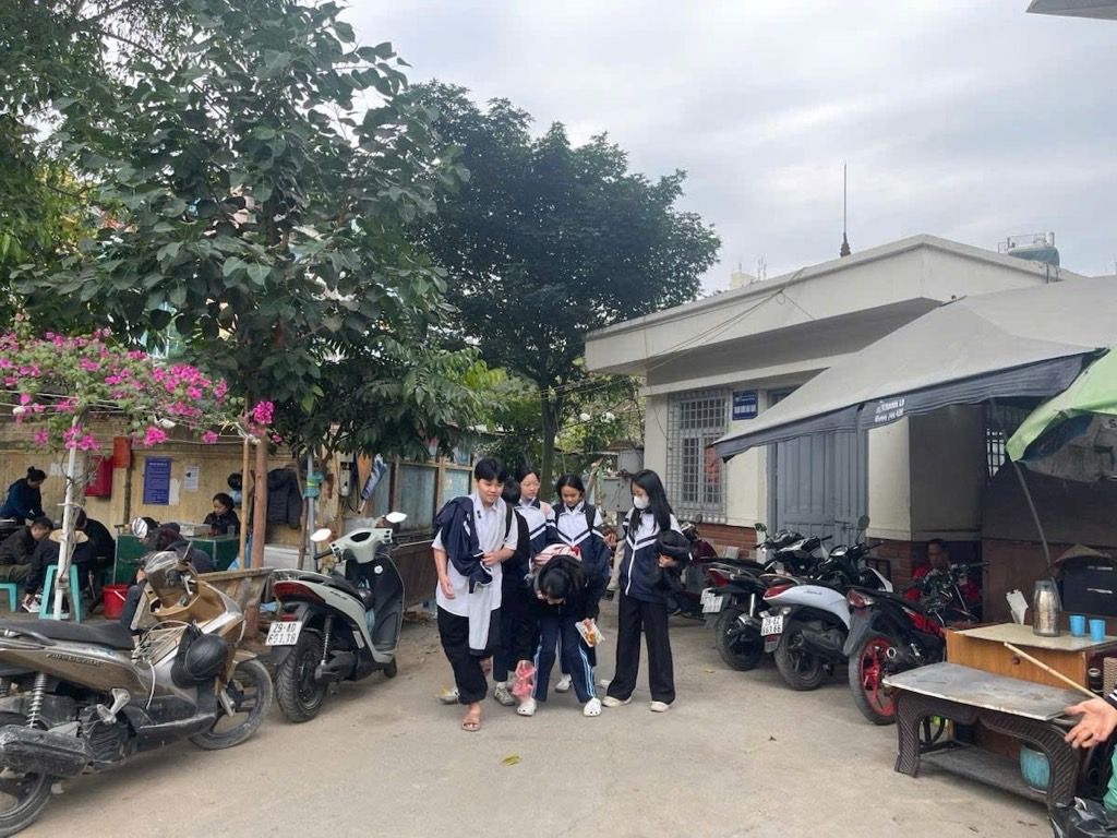 Bán nhà Vũ Thạnh - diện tích 100m2 2 tầng - Lô góc 2 mặt thoáng - giá 27 tỷ