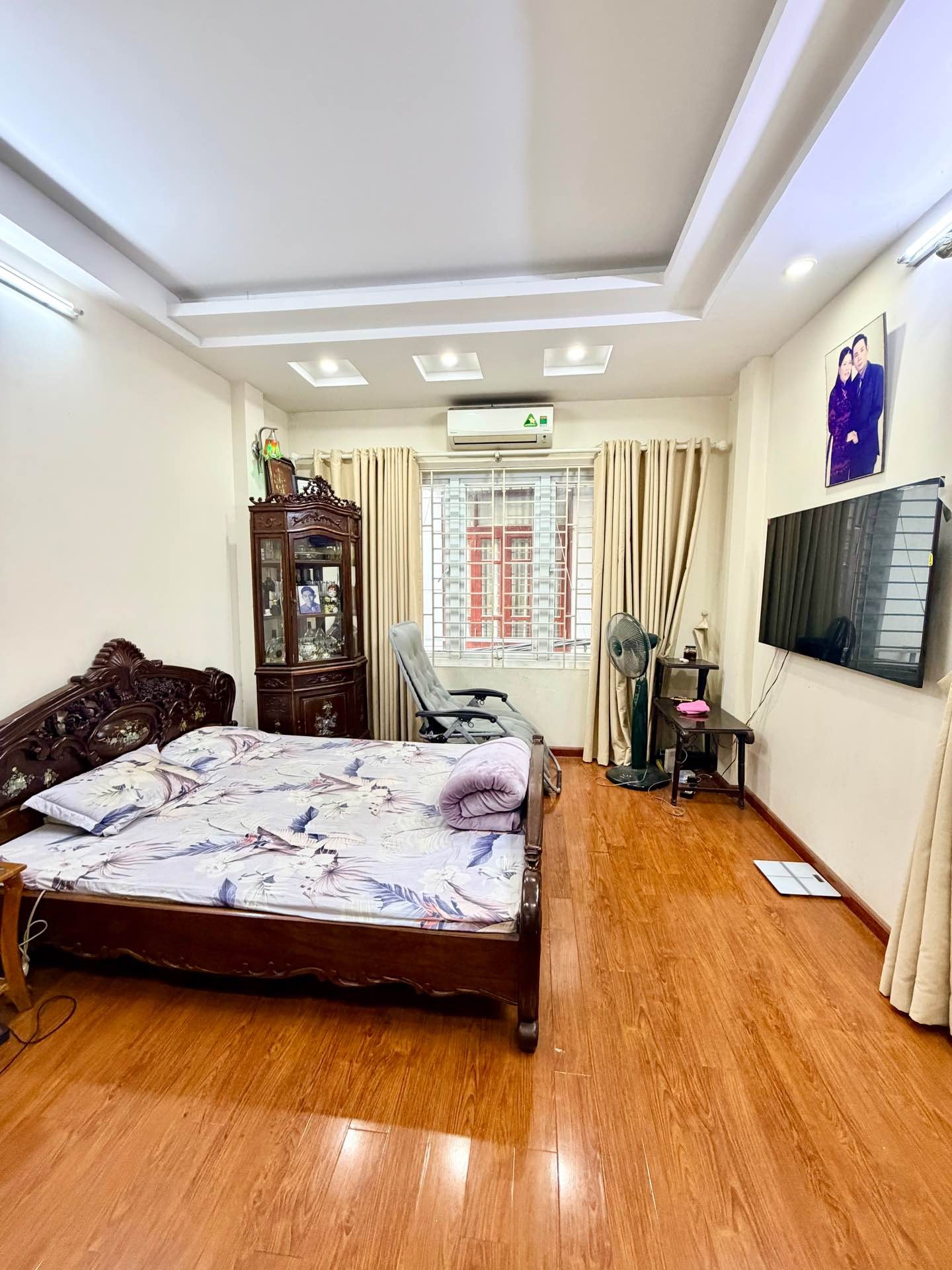 Bán nhà Kim Ngưu - diện tích 45m2 5 tầng - Lô góc 3 mặt thoáng - giá 11,5 tỷ
