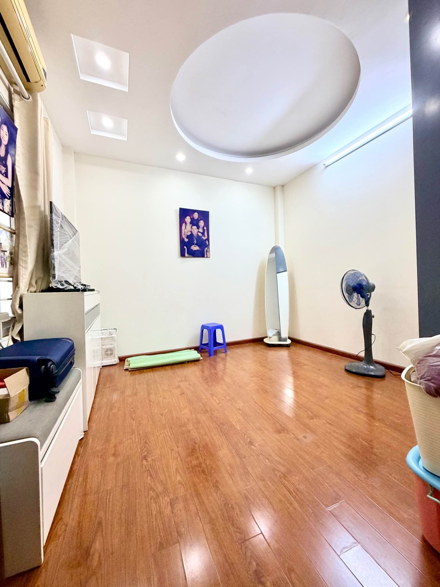 Bán nhà Kim Ngưu - diện tích 45m2 5 tầng - Lô góc 3 mặt thoáng - giá 11,5 tỷ