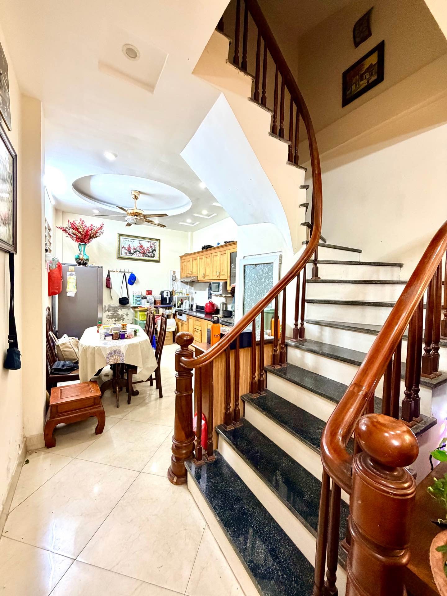 Bán nhà Kim Ngưu - diện tích 45m2 5 tầng - Lô góc 3 mặt thoáng - giá 11,5 tỷ