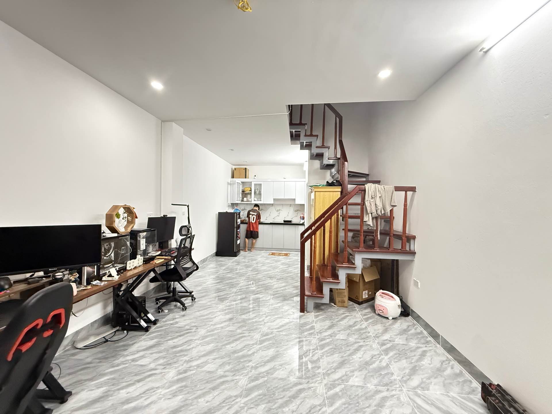 Bán nhà Tân Khai - diện tích 33m2 2 tầng - Cách ô tô 10m - giá 1,95 tỷ