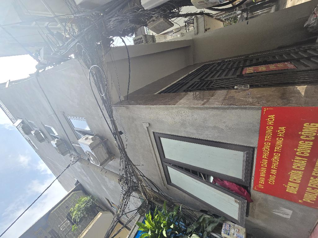 Bán nhà Nguyễn Ngọc Vũ - diện tích 110m2 7 tầng - Thang máy - giá 34 tỷ