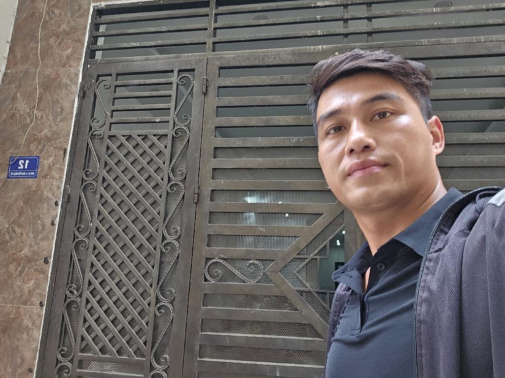 Bán nhà Nguyễn Ngọc Vũ - diện tích 110m2 7 tầng - Thang máy - giá 34 tỷ