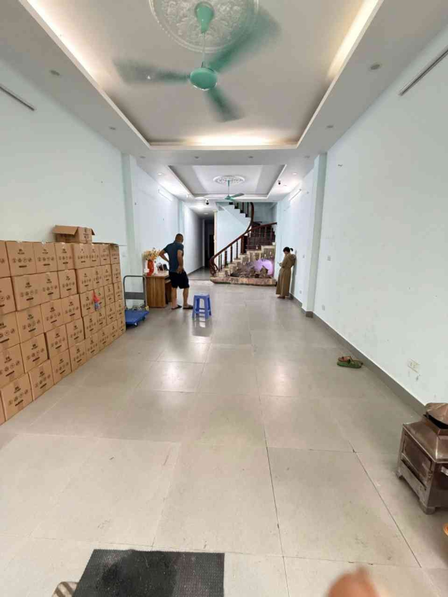 Bán nhà Yên Sở - diện tích 74m2 6 tầng - Phân lô 2 mặt ngõ, thang máy - giá 39,8 tỷ