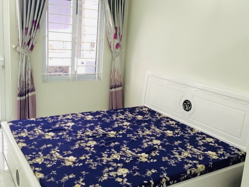 Bán nhà Ngũ Nhạc - diện tích 31m2 4 tầng - Ô TÔ ĐỖ CỔNG - giá 10,3 tỷ
