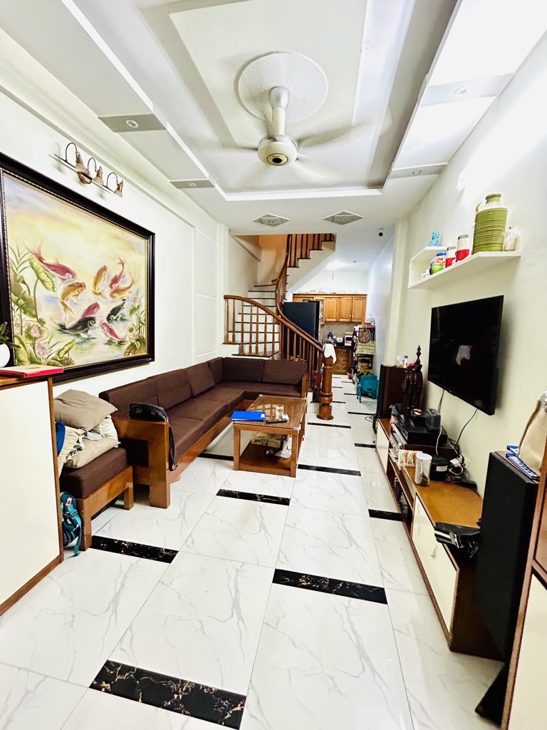 Bán nhà Ngũ Nhạc - diện tích 31m2 4 tầng - Ô TÔ ĐỖ CỔNG - giá 10,3 tỷ
