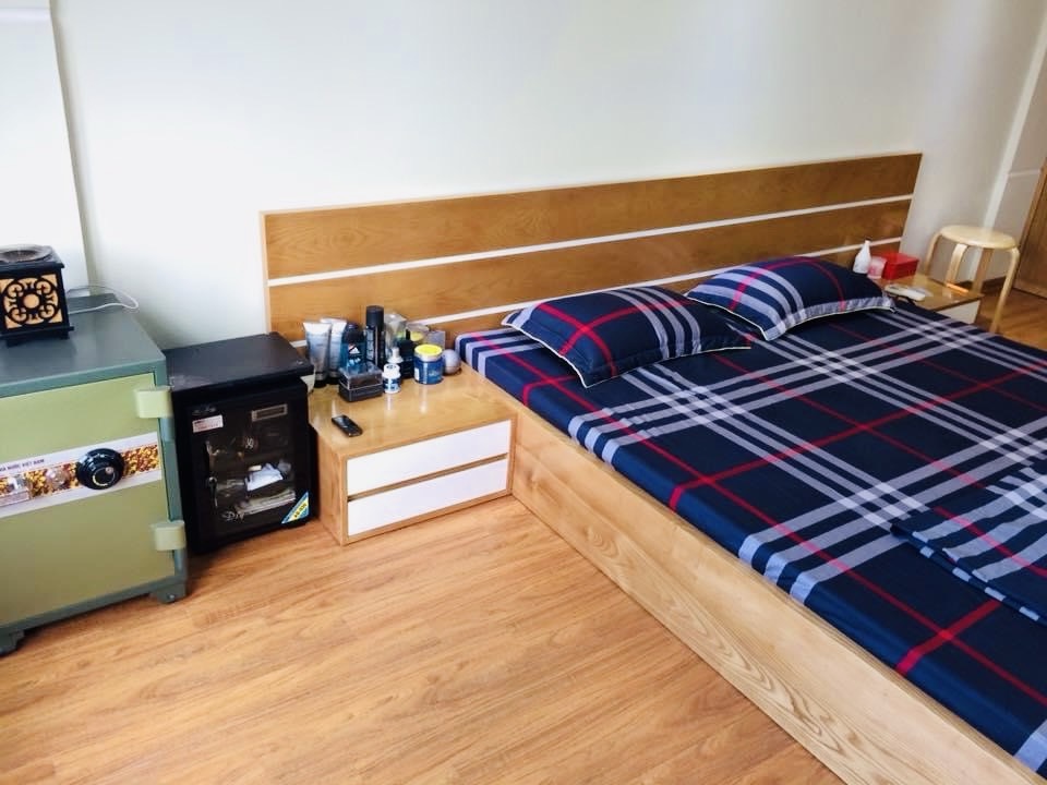 Bán nhà Ngũ Nhạc - diện tích 31m2 4 tầng - Ô TÔ ĐỖ CỔNG - giá 10,3 tỷ