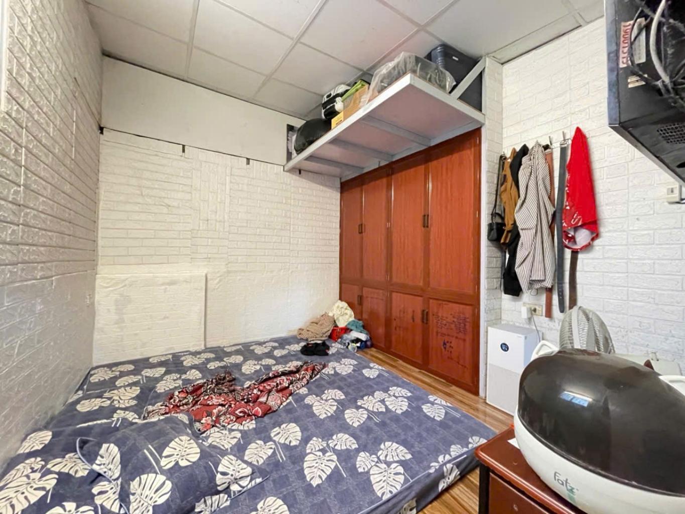 Bán nhà Nguyễn Công Trứ - diện tích 55m2 3 tầng - Hiếm nhà bán - giá 4,1 tỷ