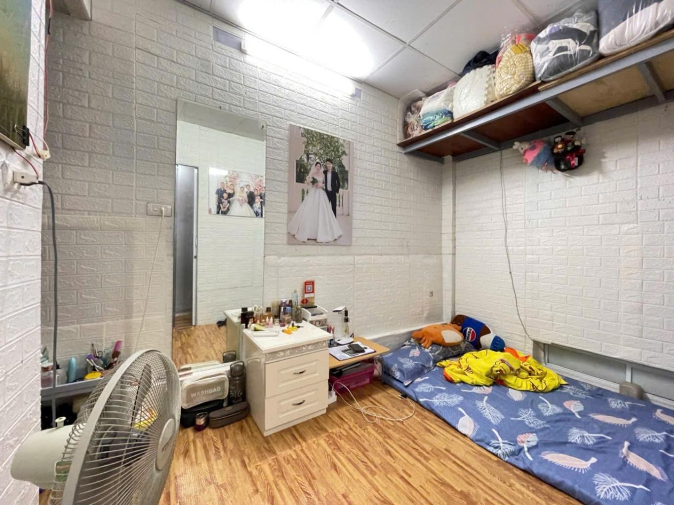 Bán nhà Nguyễn Công Trứ - diện tích 55m2 3 tầng - Hiếm nhà bán - giá 4,1 tỷ