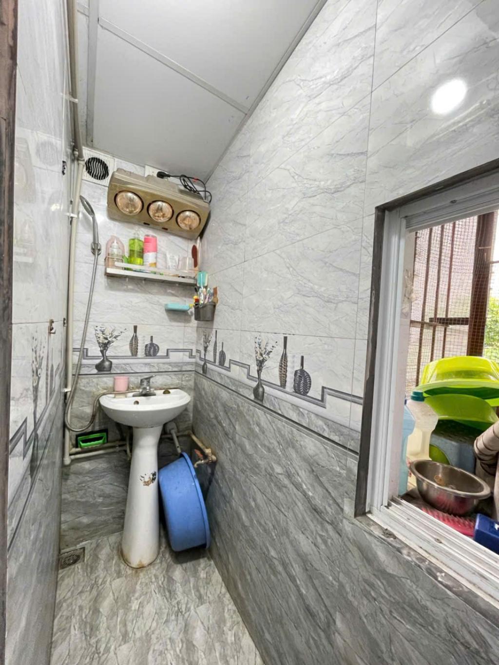 Bán nhà Nguyễn Công Trứ - diện tích 55m2 3 tầng - Hiếm nhà bán - giá 4,1 tỷ