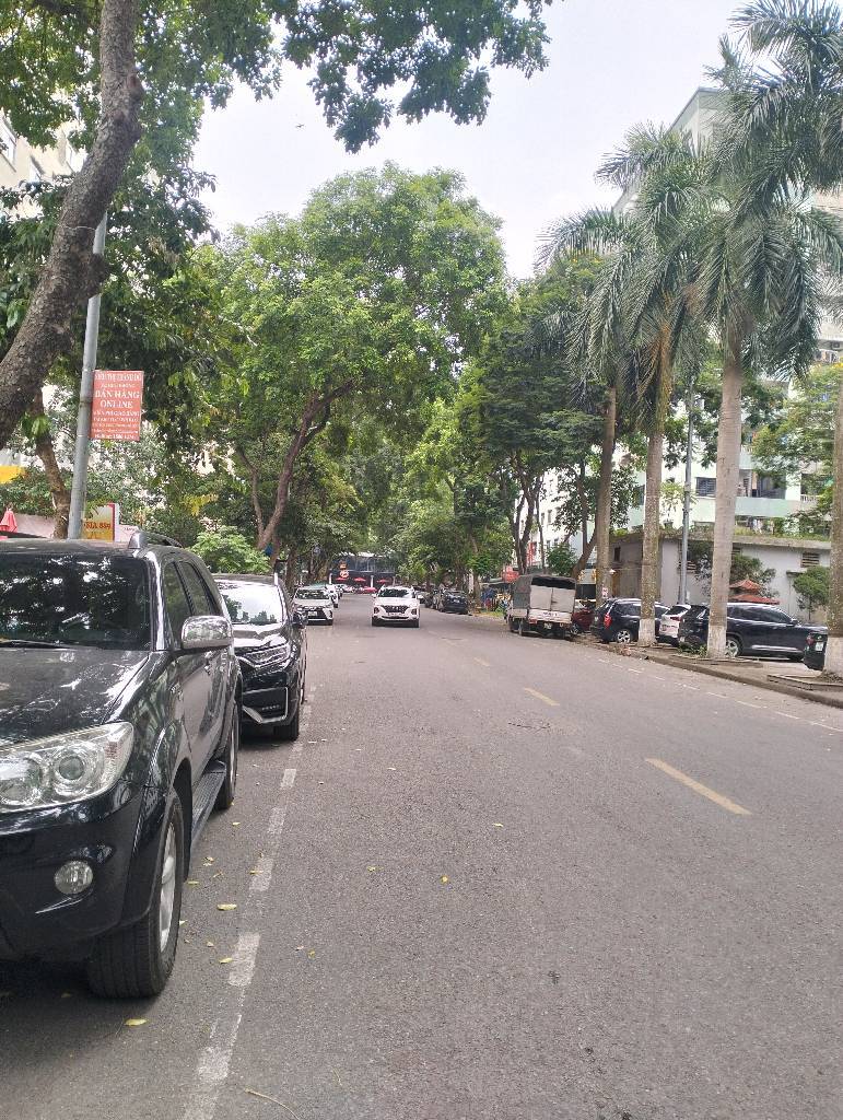 Bán nhà Đạm Phương - diện tích 281.9m2 4 tầng - Lô góc 3 mặt thoáng - giá 150 tỷ