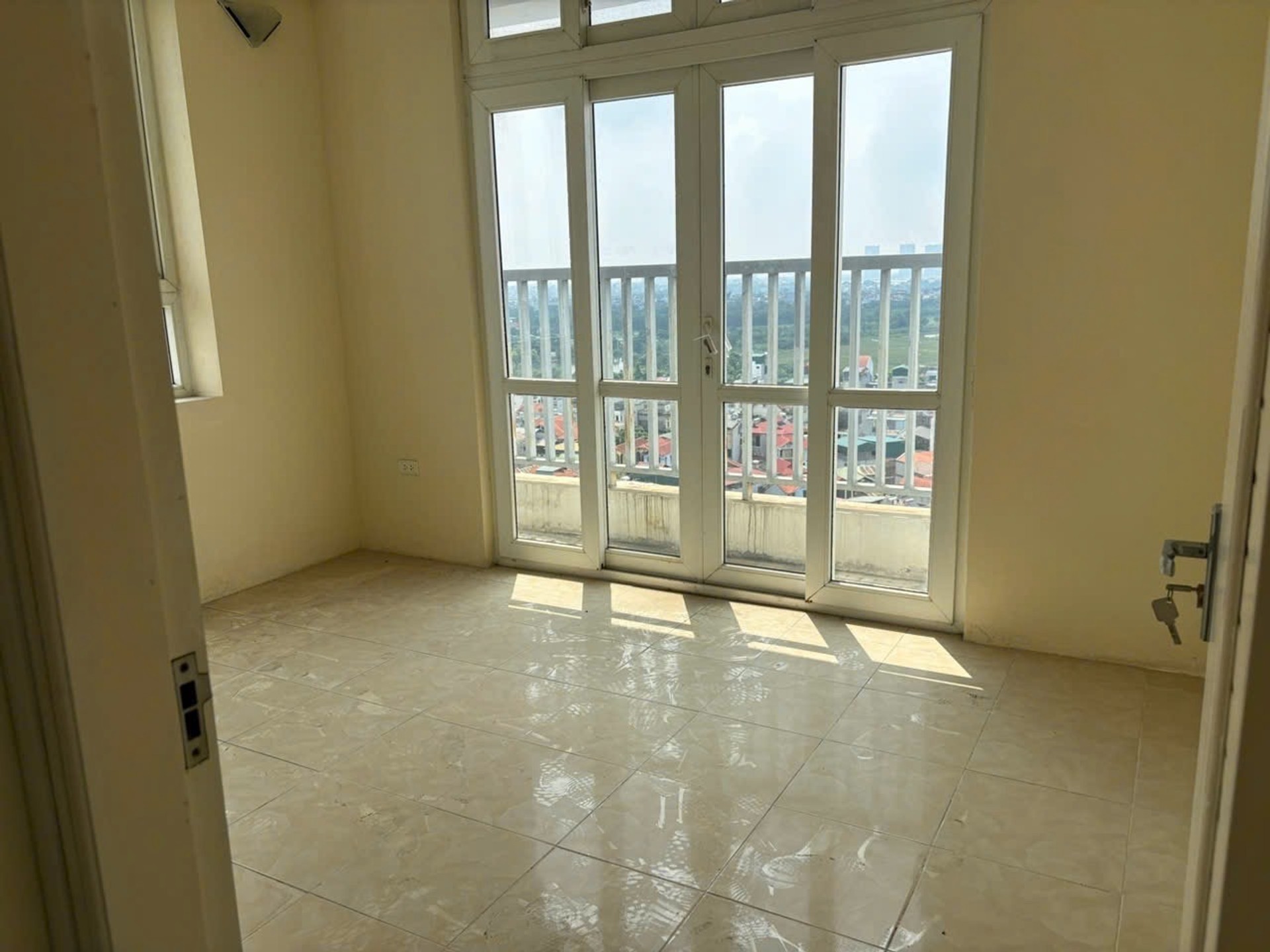 Bán nhà Khuyến Lương - diện tích 90m2 1 tầng - Căn hộ chung cư đẹp - giá 5,66 tỷ