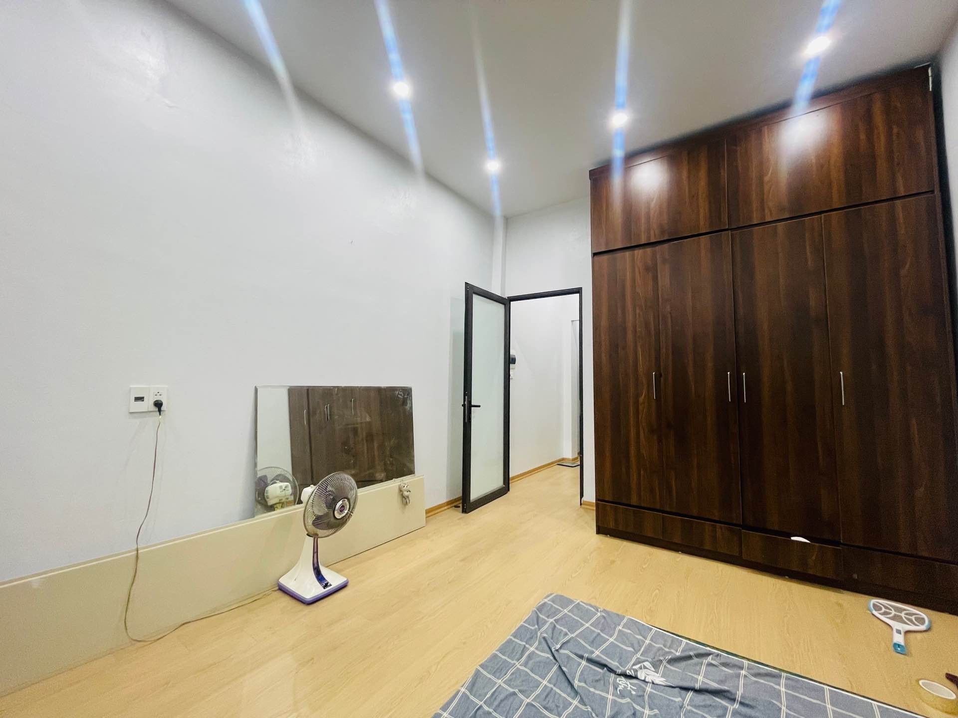 Bán nhà Định Công Hạ - diện tích 52m2 3 tầng - gần ô tô - giá 4,5 tỷ