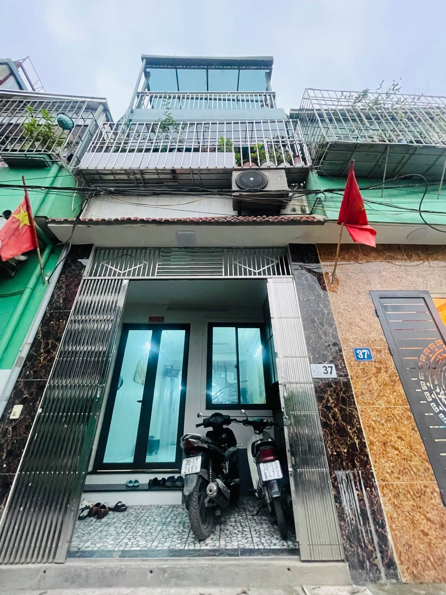 Bán nhà Định Công Hạ - diện tích 52m2 3 tầng - gần ô tô - giá 4,5 tỷ