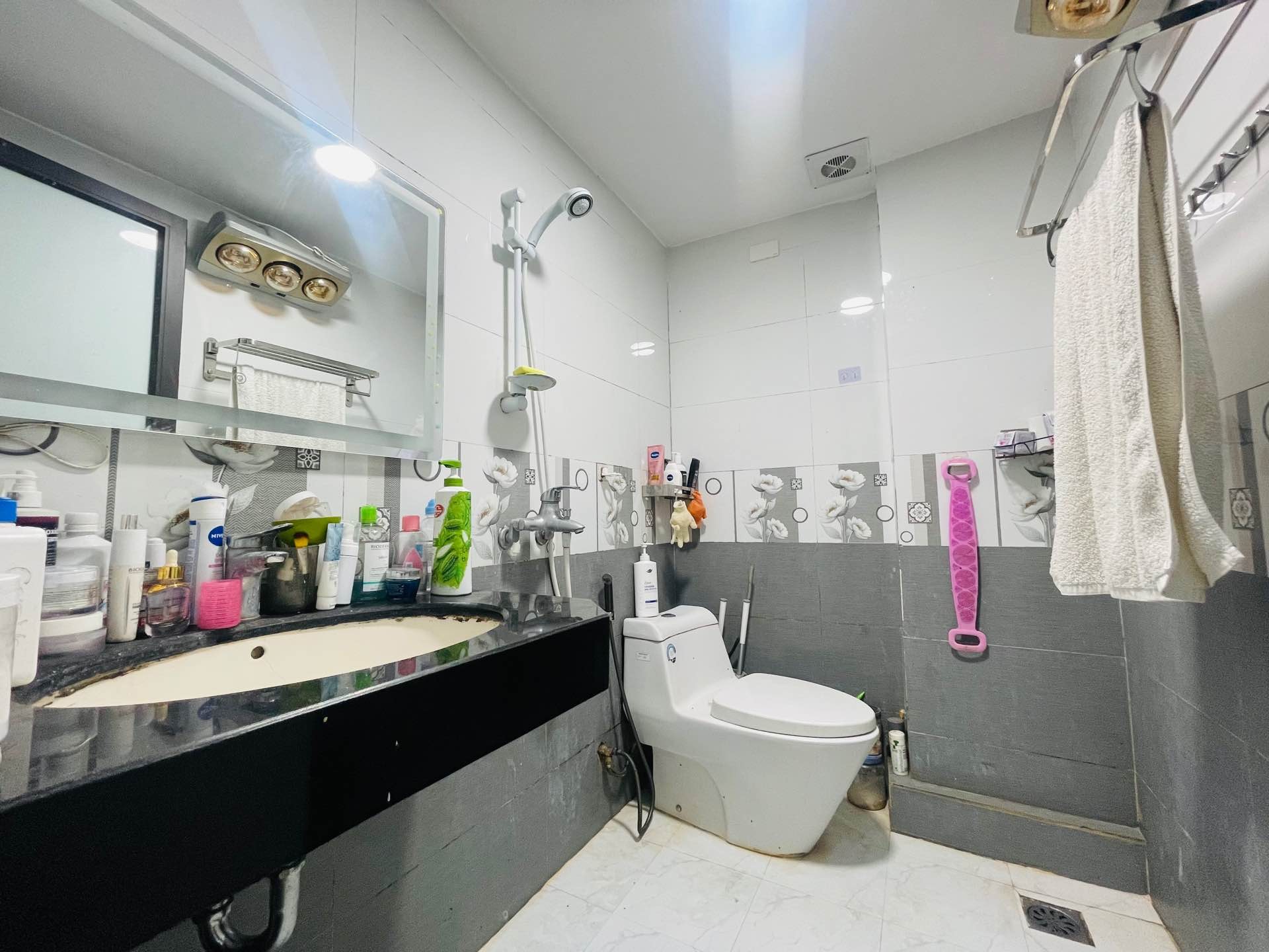 Bán nhà Định Công Hạ - diện tích 52m2 3 tầng - gần ô tô - giá 4,5 tỷ