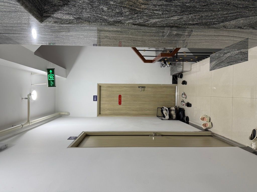 Bán nhà Nguyễn Khang - diện tích 140m2 8 tầng - Đang cập nhật - giá 54 tỷ