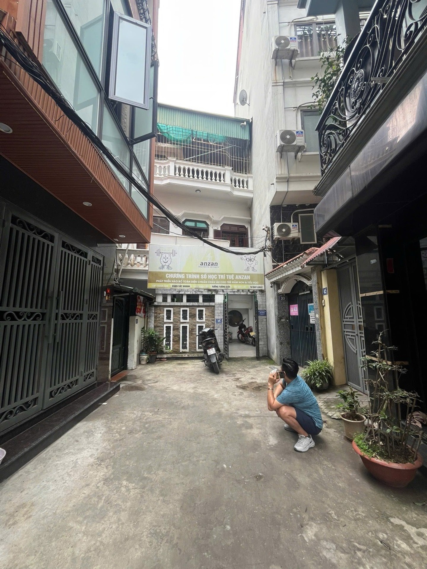 Bán nhà Đại Từ - diện tích 90m2 3 tầng - Nhà cũ xác định bán đất - giá 17,2 tỷ